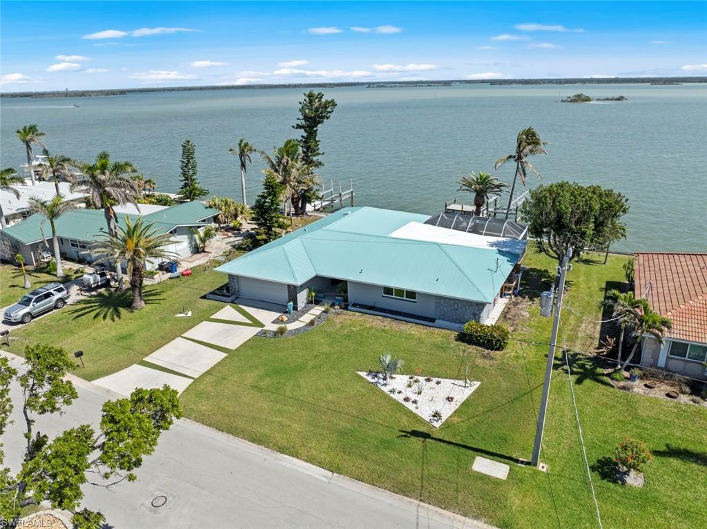 FAIRVIEW ISLES - Residential