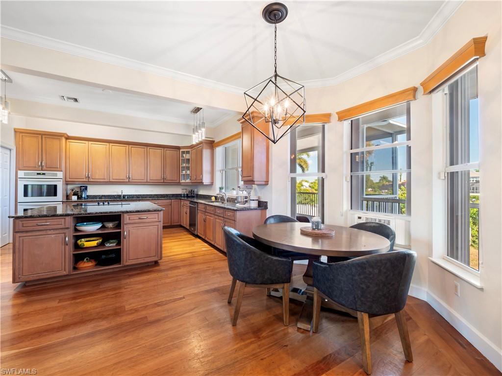 ISLAND PARK WOODLANDS - Residential