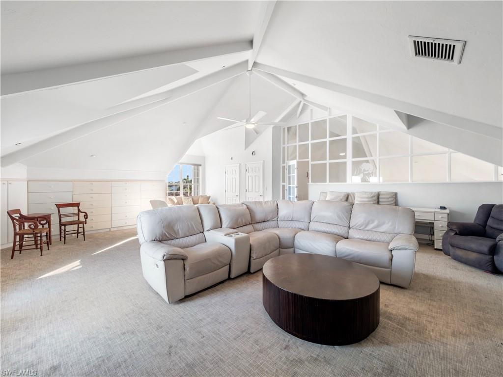 ISLAND PARK WOODLANDS - Residential