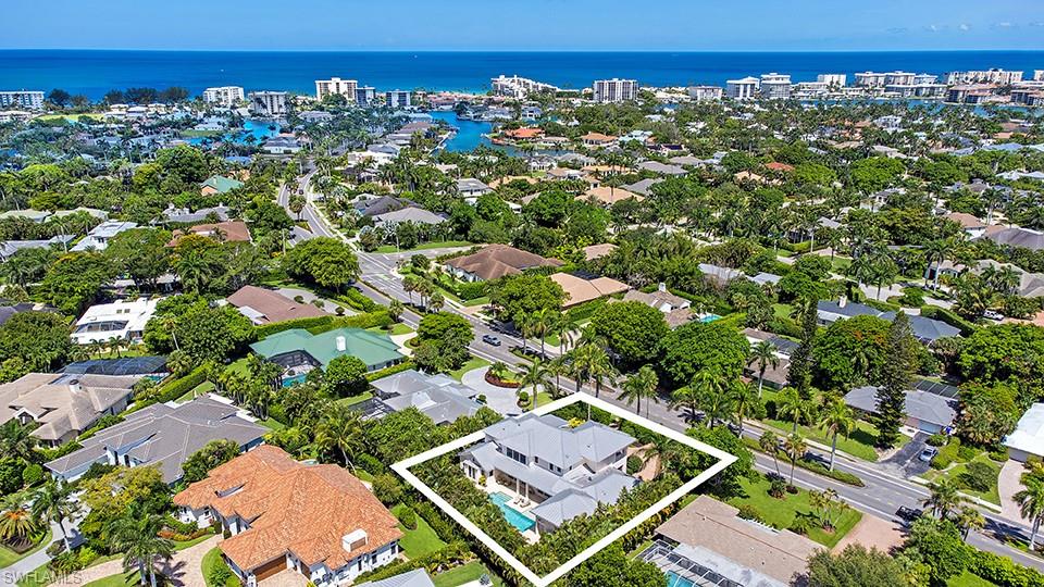 MOORINGS - Residential