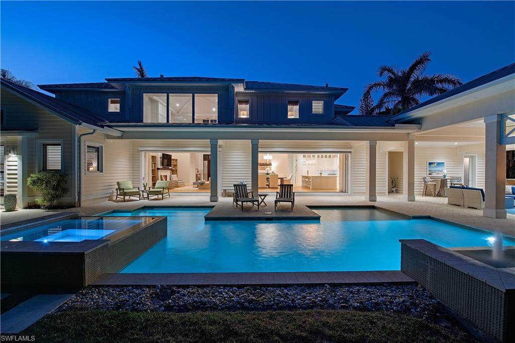 MOORINGS - Residential