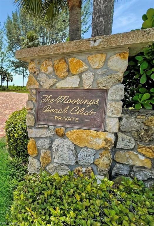 MOORINGS - Residential