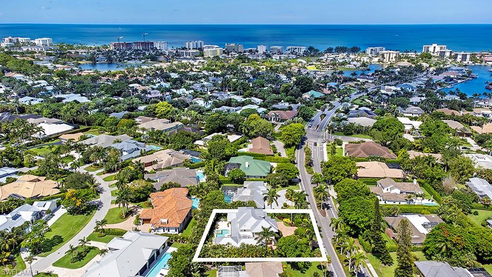 MOORINGS - Residential