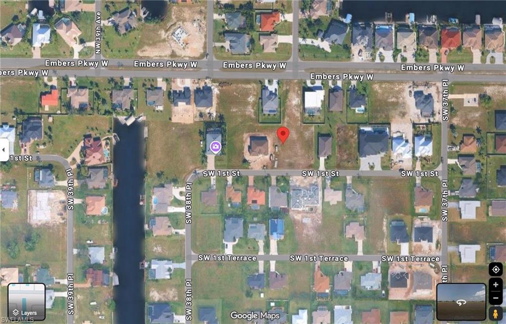 CAPE CORAL - Land