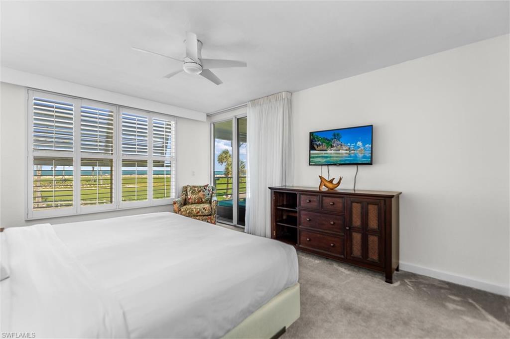 LAND'S END - Residential