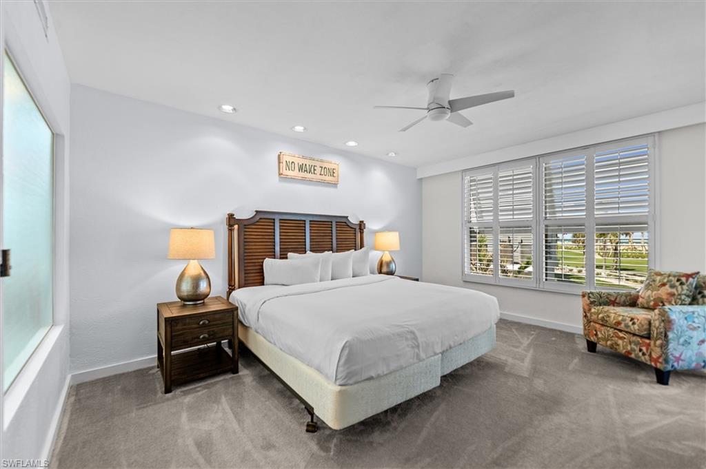 LAND'S END - Residential