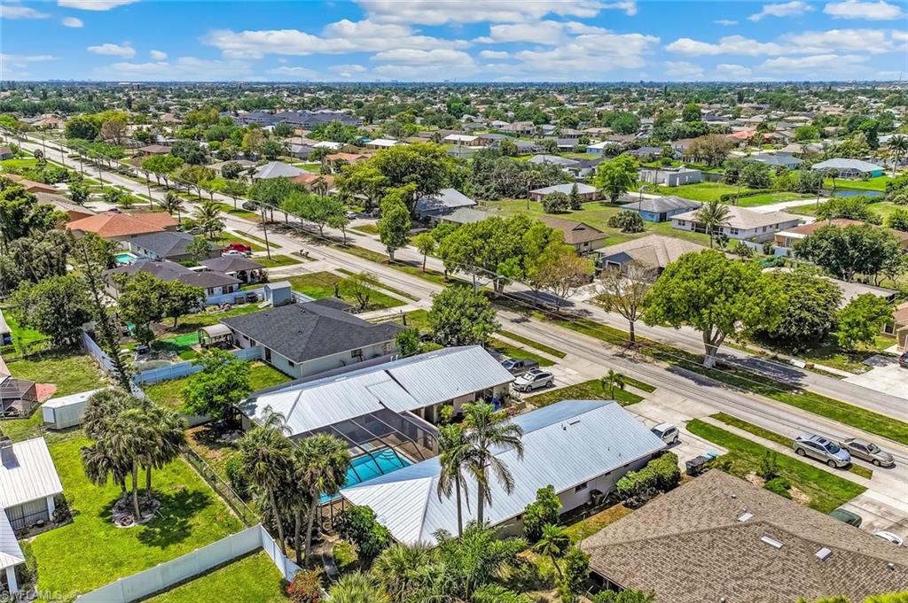 CAPE CORAL - Residential