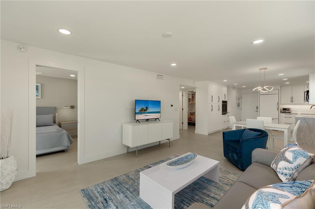 OCEANS REACH CONDO - Residential
