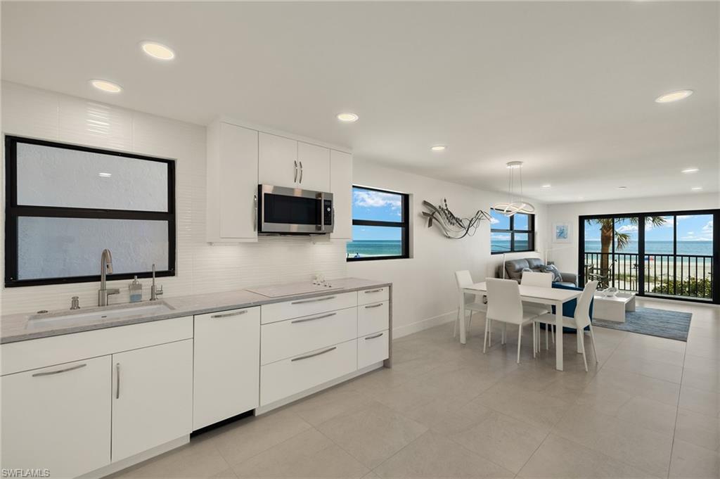 OCEANS REACH CONDO - Residential