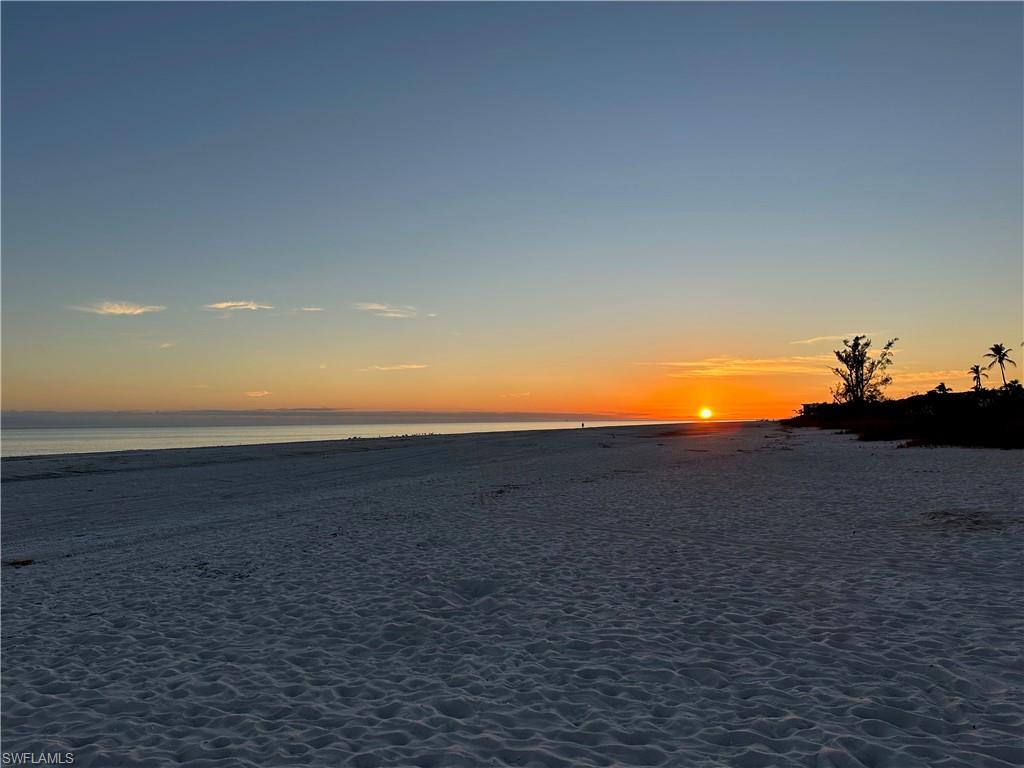 OCEANS REACH CONDO - Residential