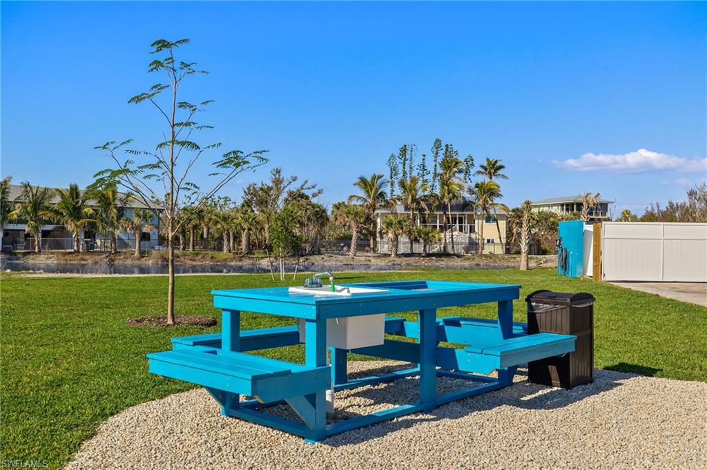 OCEANS REACH CONDO - Residential