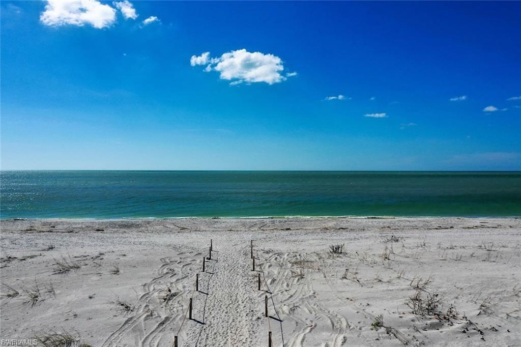 BLIND PASS CONDO - Residential