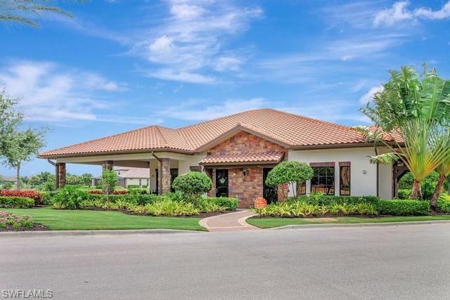 ESPLANADE - Residential