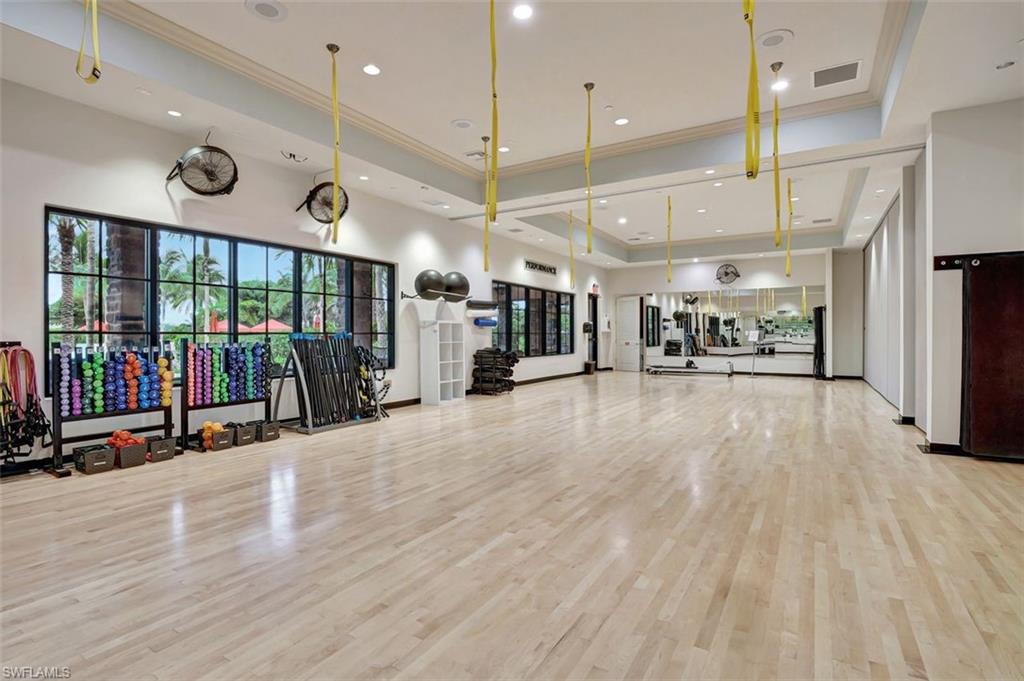 ESPLANADE - Residential