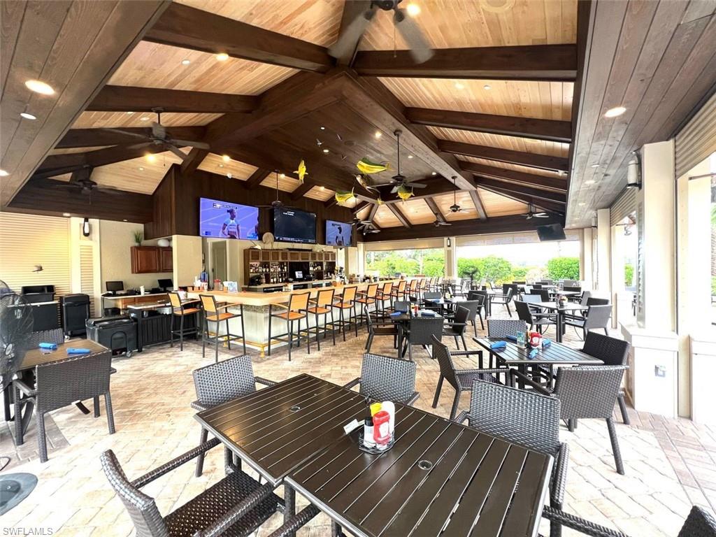 ESPLANADE - Residential