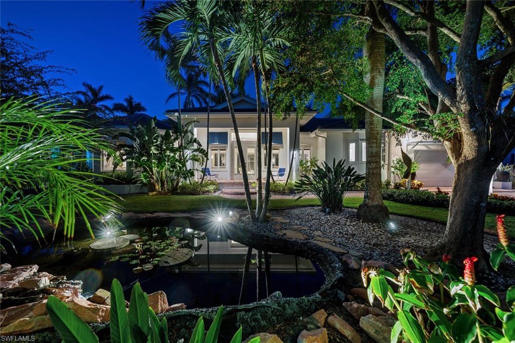 MOORINGS - Residential