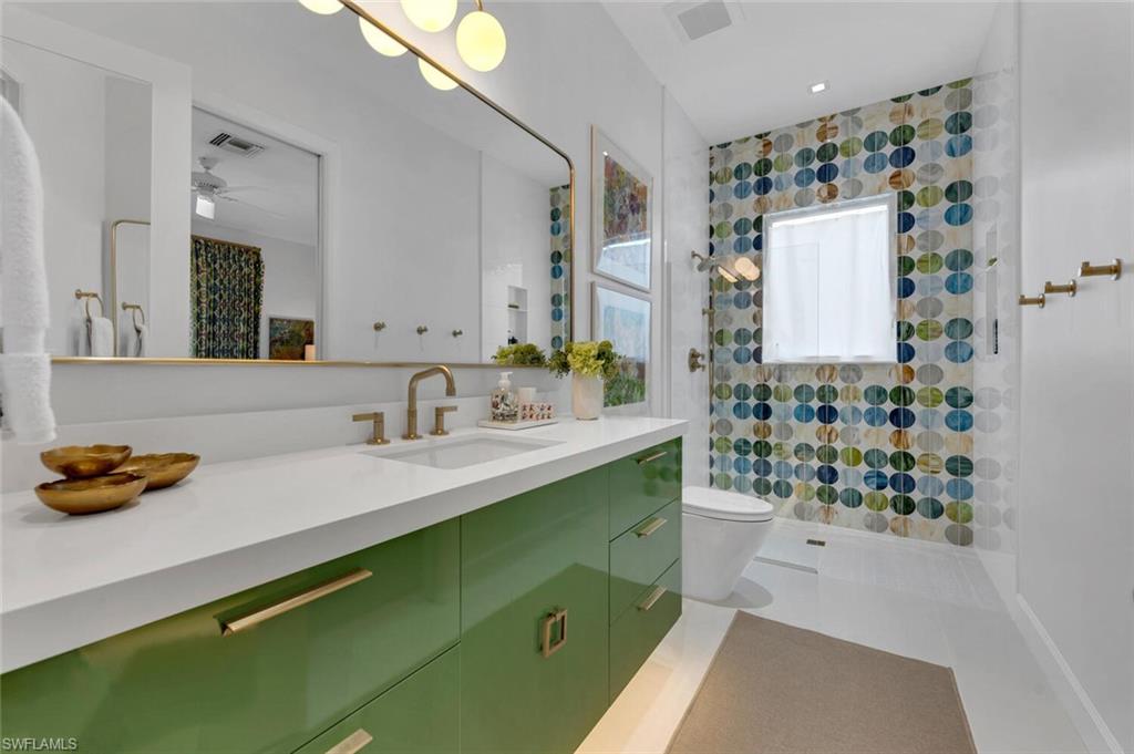 MOORINGS - Residential