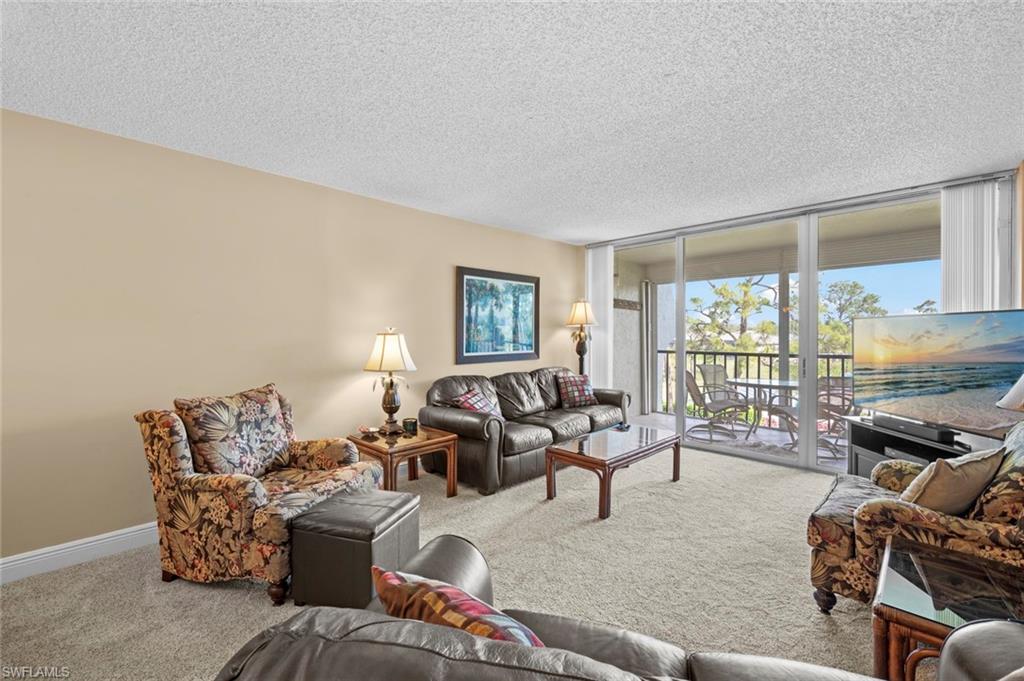 BONITA PINES - Residential