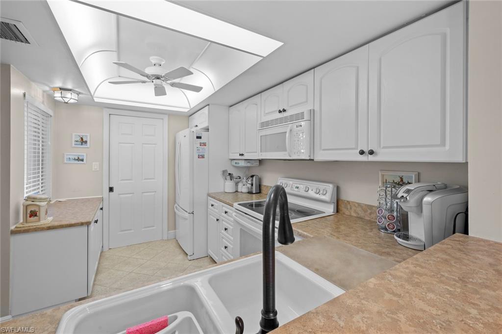 BONITA PINES - Residential