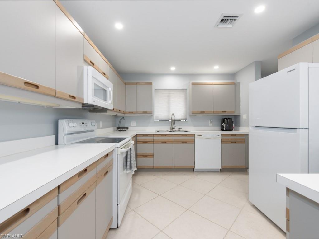 EAGLE CREEK - Residential