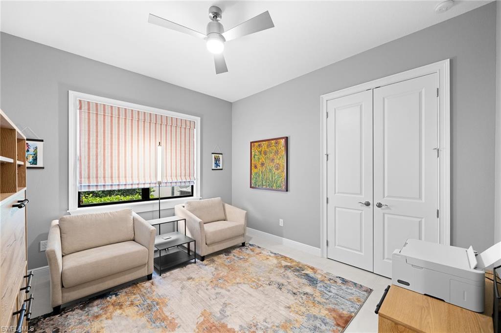 TWIN EAGLES - Residential