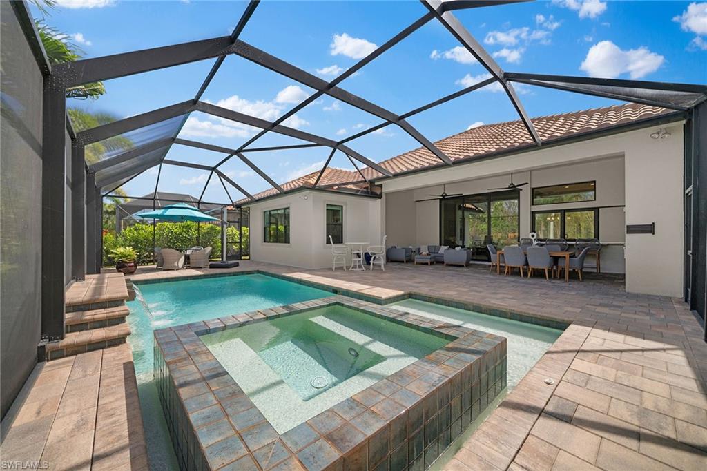 TWIN EAGLES - Residential