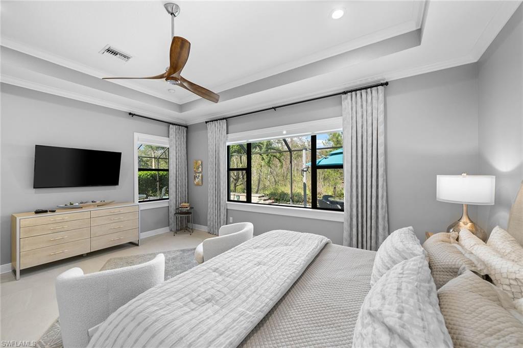 TWIN EAGLES - Residential