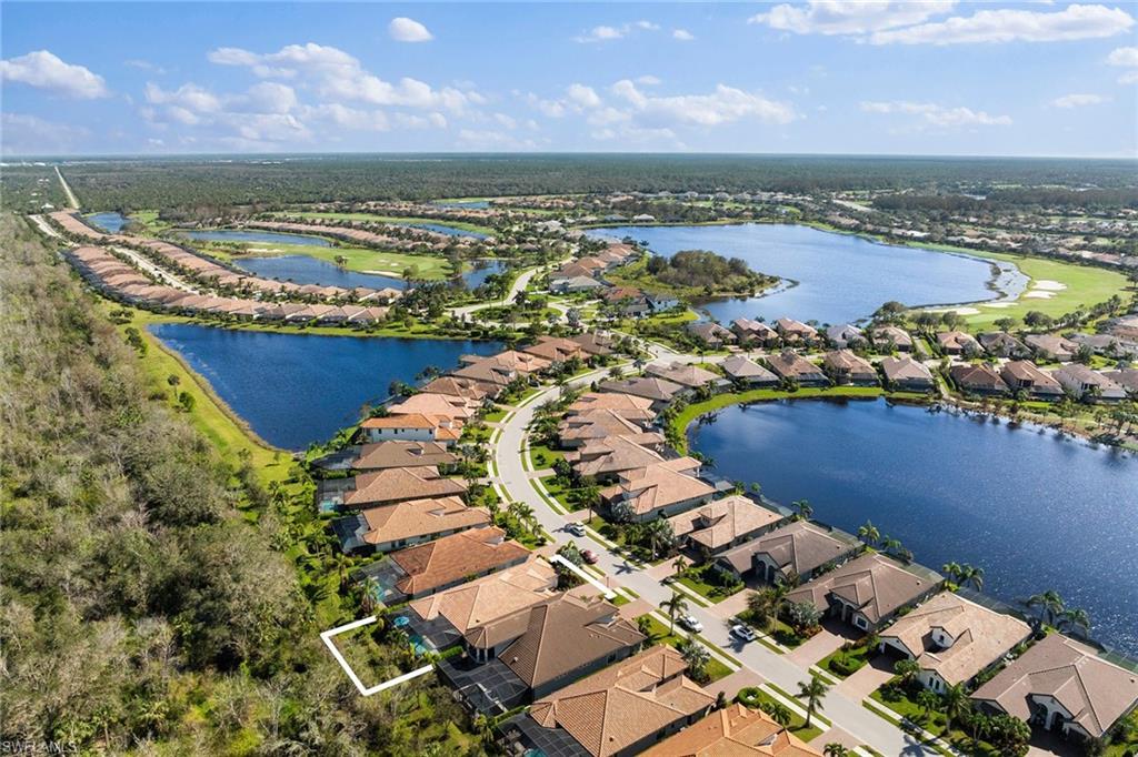 TWIN EAGLES - Residential