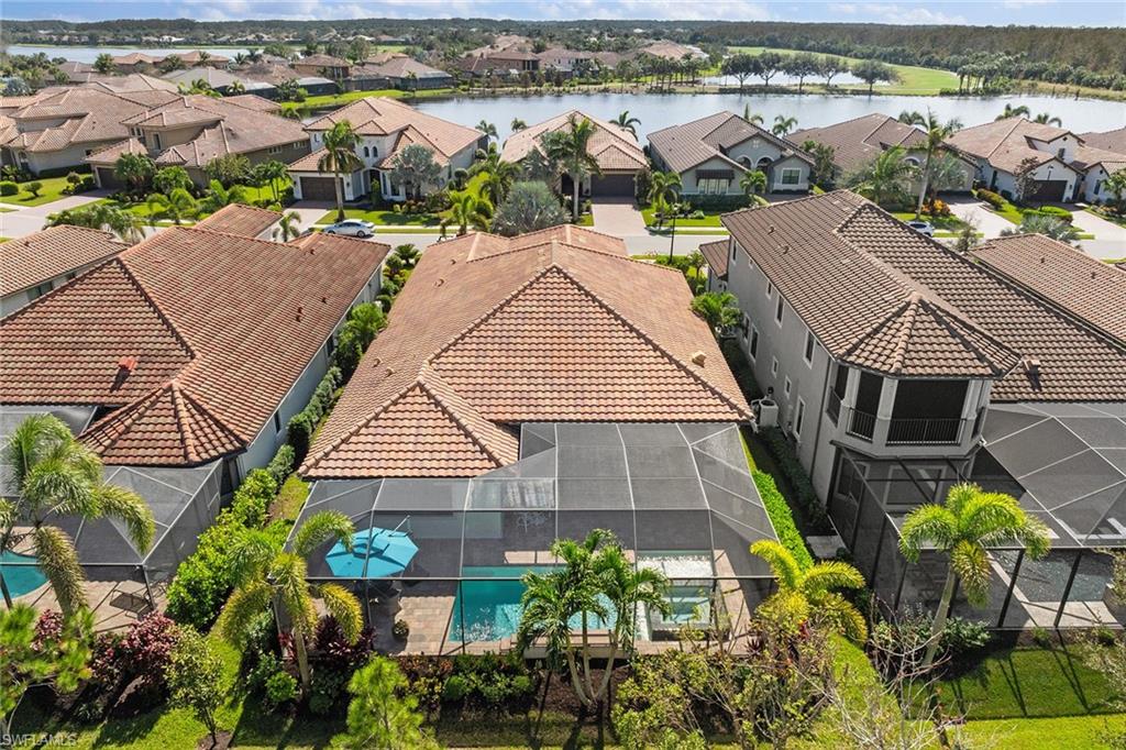 TWIN EAGLES - Residential