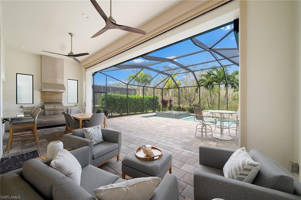 TWIN EAGLES - Residential