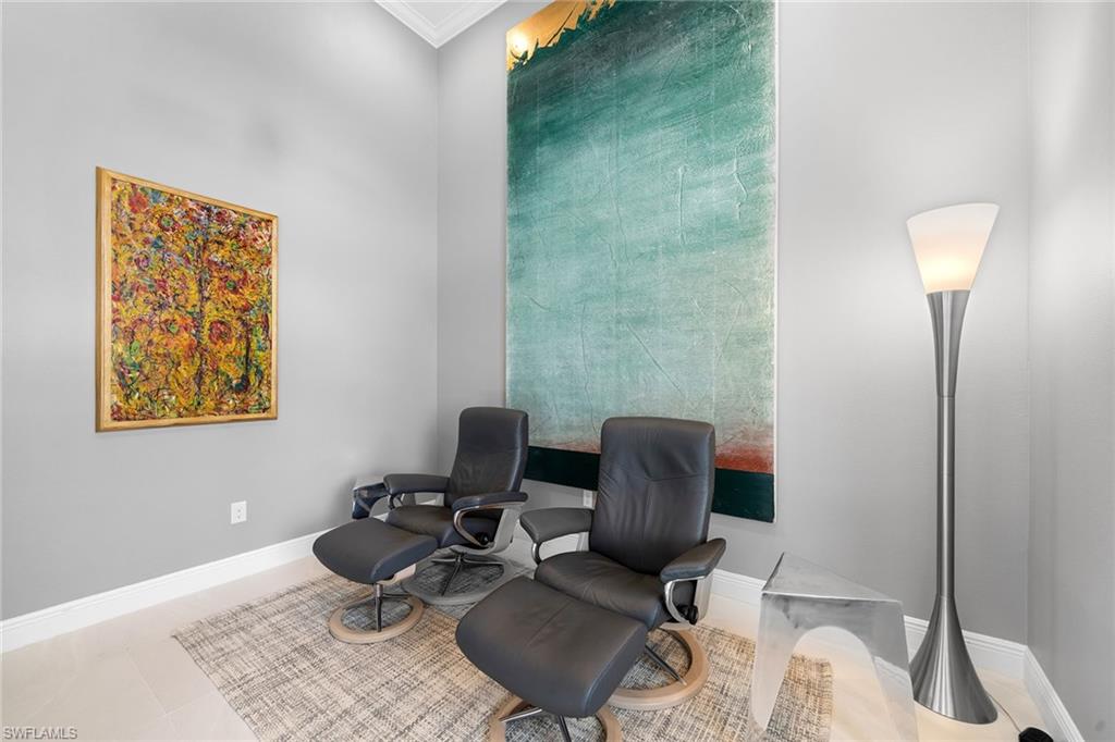 TWIN EAGLES - Residential