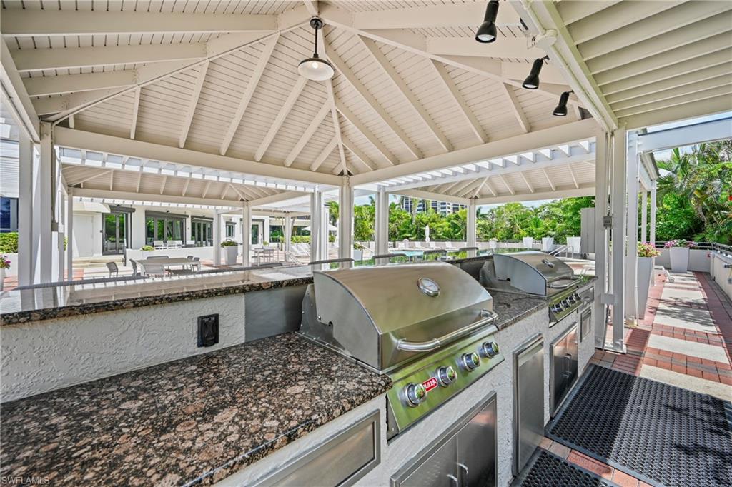 DORCHESTER - Residential