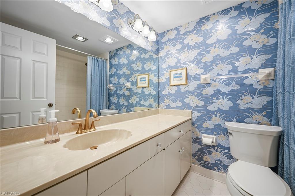 DORCHESTER - Residential