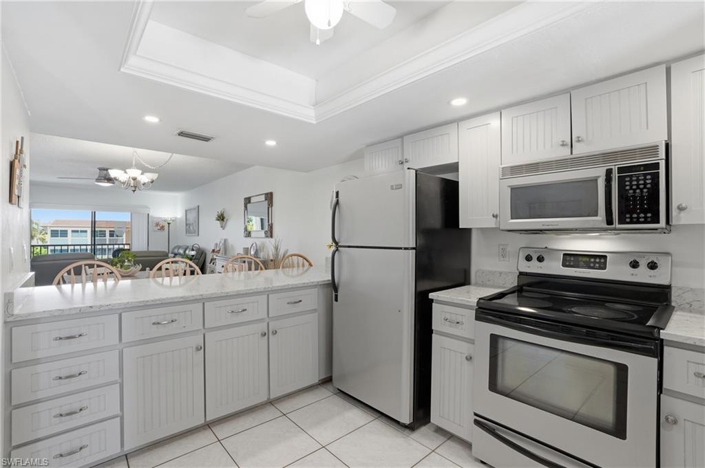 ROYAL PALM CONDO - Residential