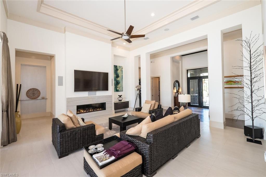 QUAIL WEST - Residential