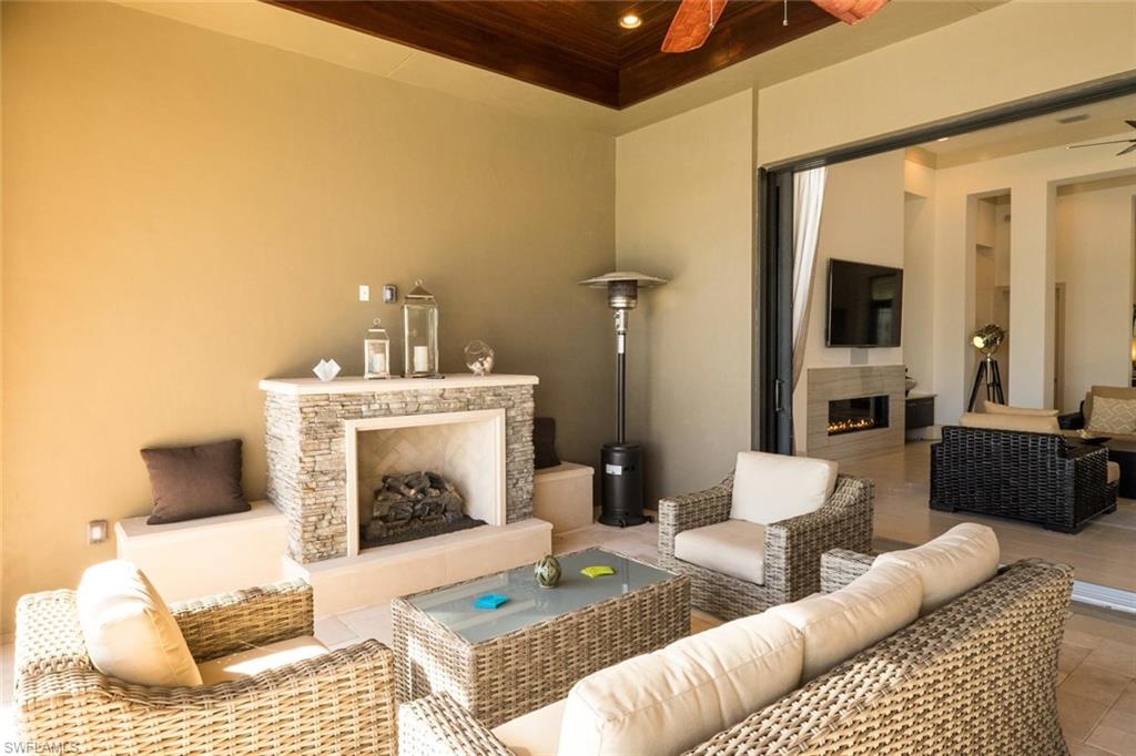 QUAIL WEST - Residential