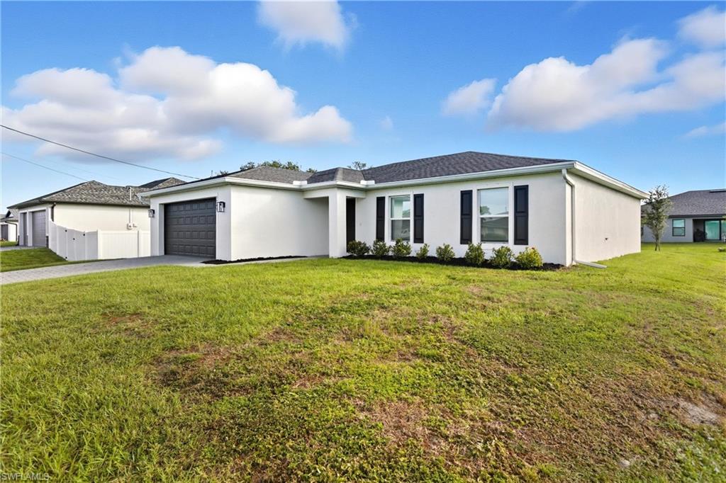 CAPE CORAL - Residential