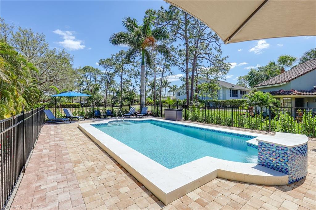 KINGS LAKE - Residential