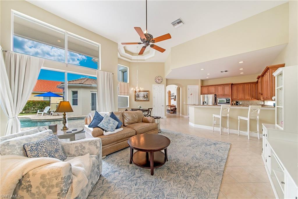 BELLE LAGO - Residential