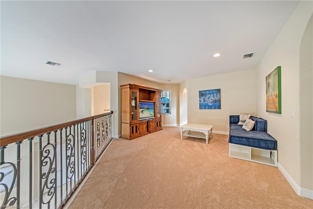 BELLE LAGO - Residential