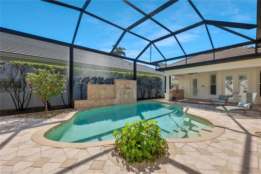 HAMPTON ROW - Residential