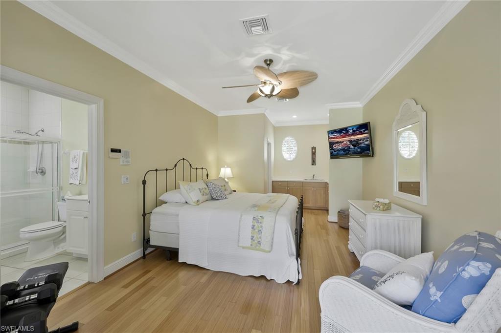 HAMPTON ROW - Residential