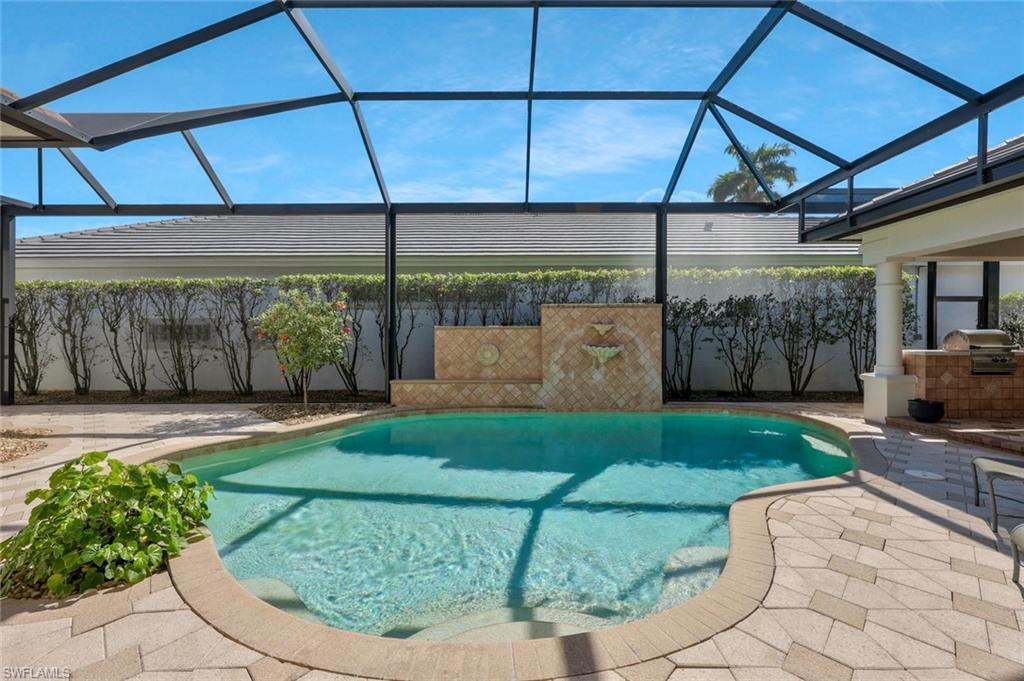 HAMPTON ROW - Residential