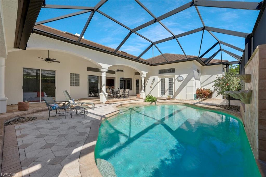 HAMPTON ROW - Residential