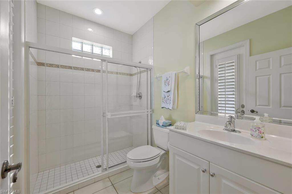 HAMPTON ROW - Residential