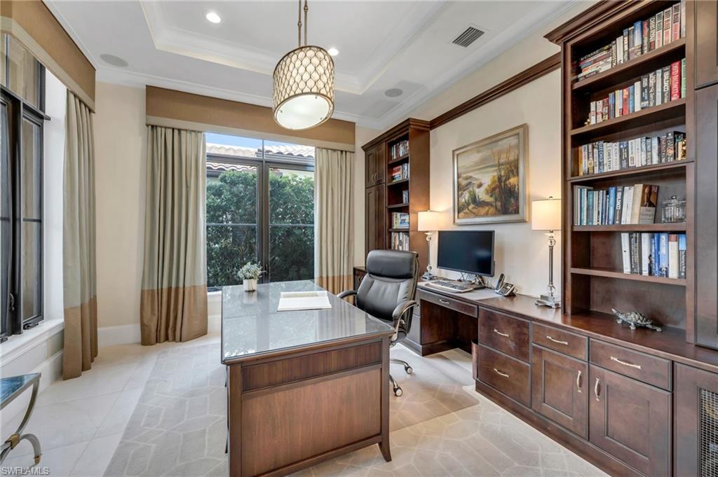 TRADITIONS - Residential