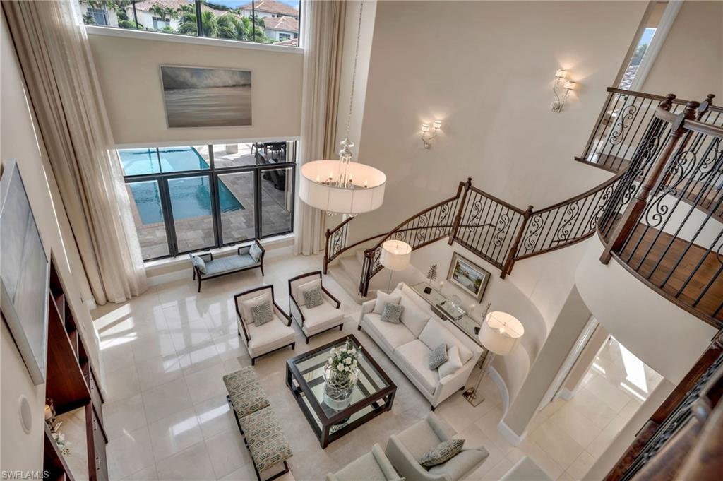 TRADITIONS - Residential