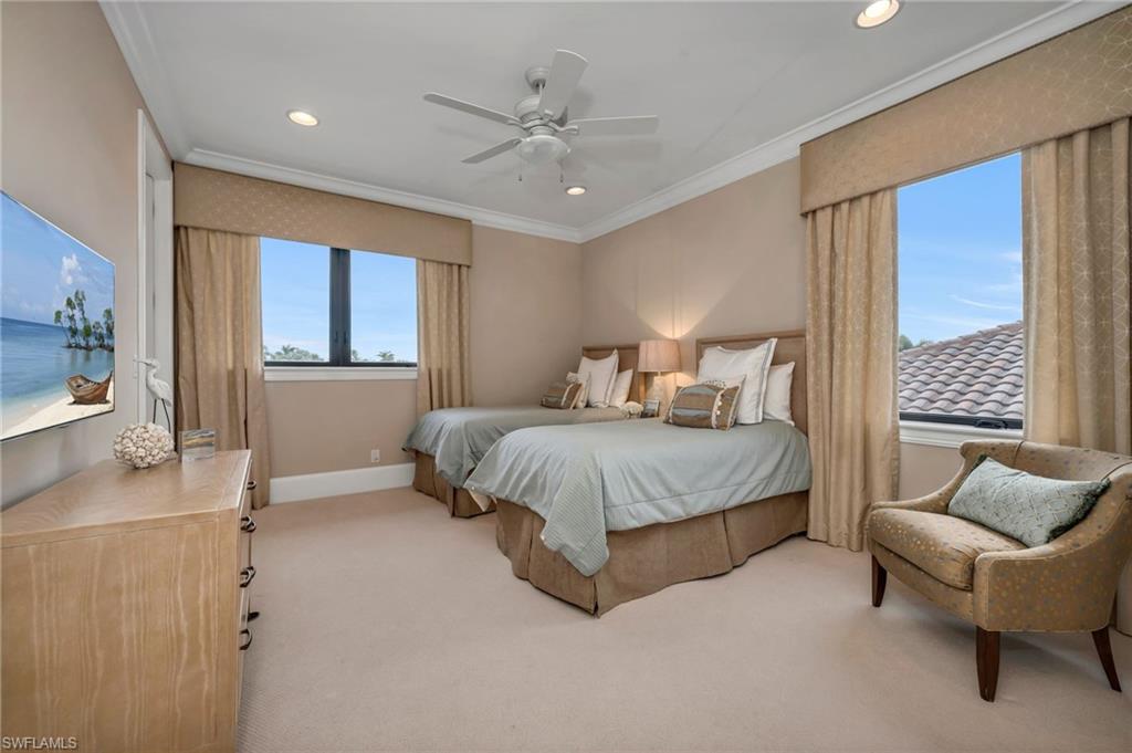 TRADITIONS - Residential