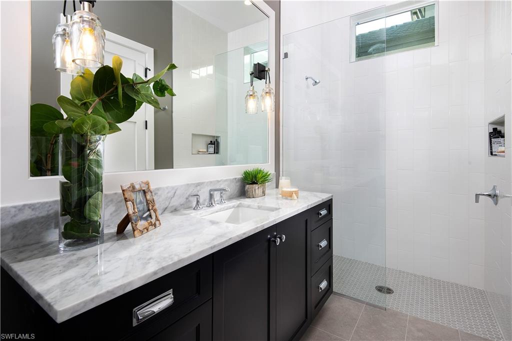 ISOLA BELLA - Residential