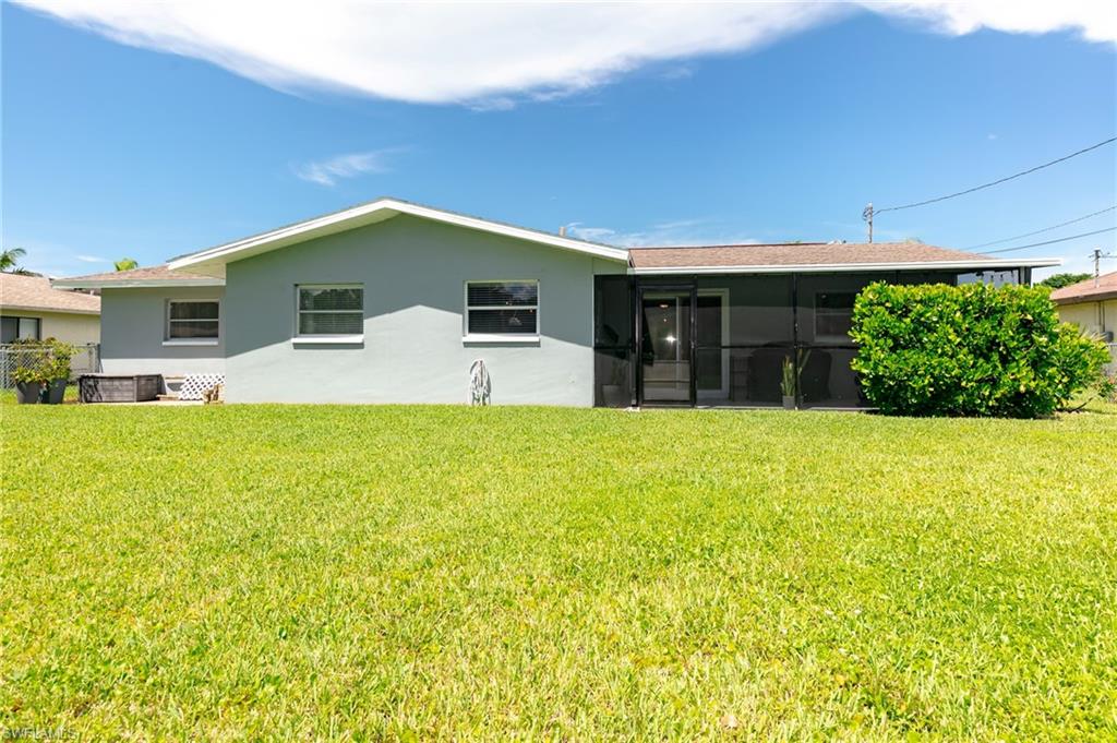 CAPE CORAL - Residential